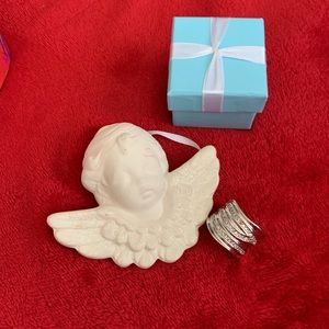 Lia Sophia Wide Silver Tone Sparkly Ring 7.5